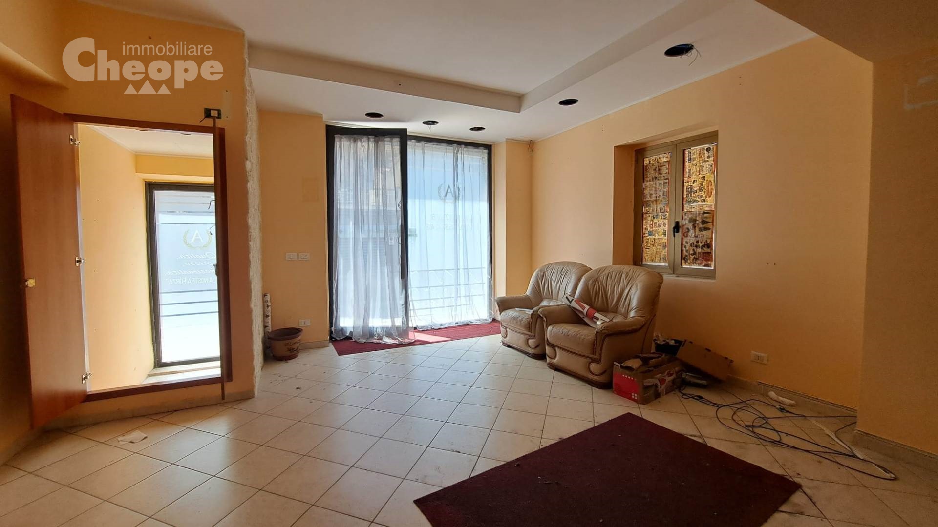 2.Via S.Olivieri_Locale-Ufficio.jpeg